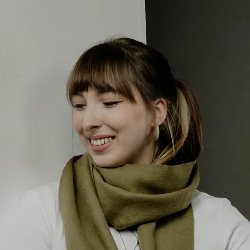Cara Lindner, Creative Director